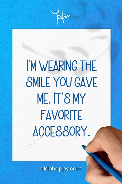 aesthetic handwritten thinking of you message from a little dose of happy that says, "I'm wearing the smile you gave me. It's my favorite accessory."