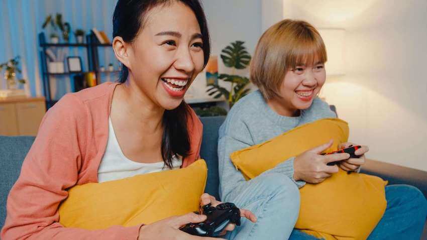 women playing video games