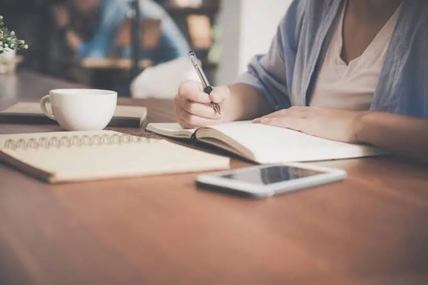 journaling with a fountain pen