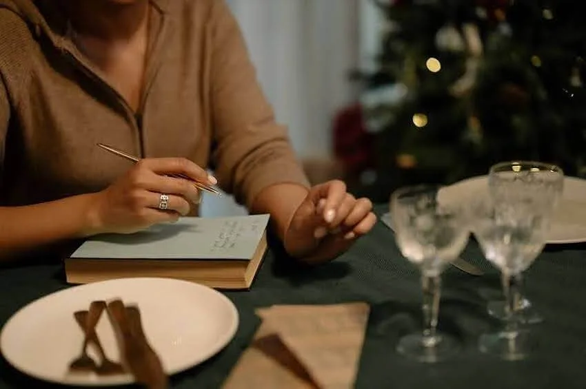 woman writing a message